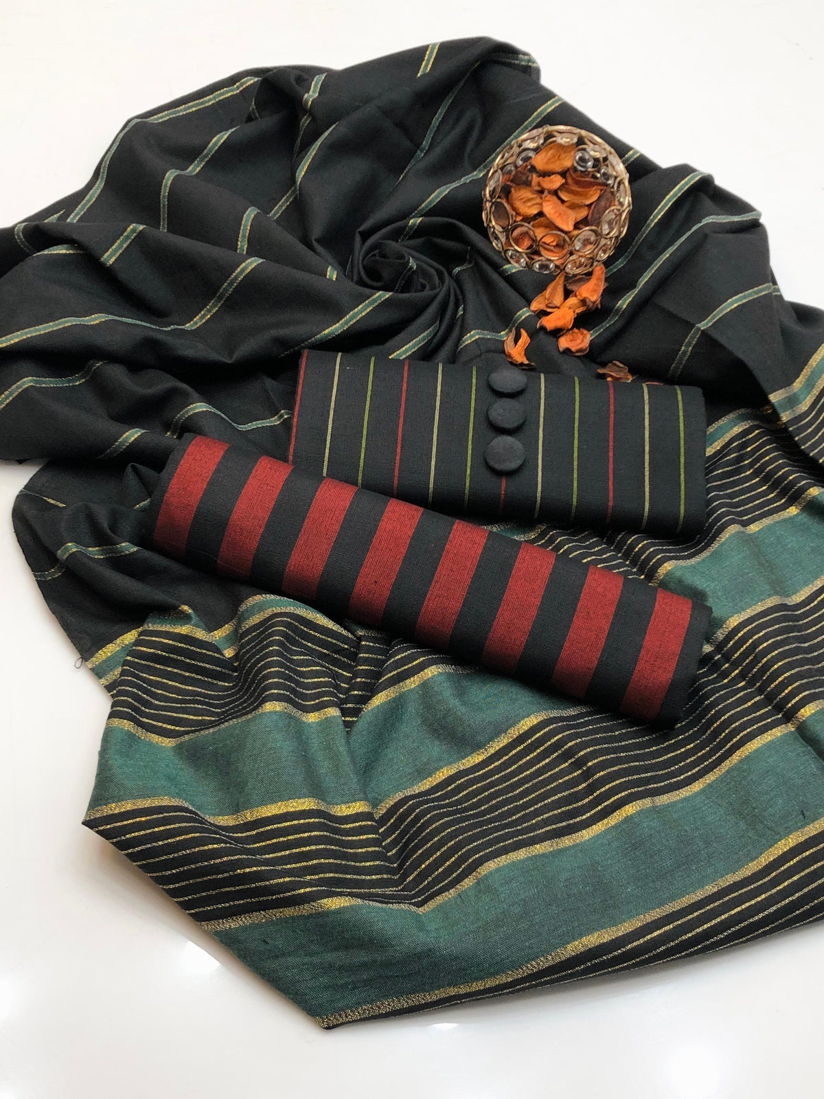 3PC Dress Multani Khaadi Sussi - RED & BLACK LINING